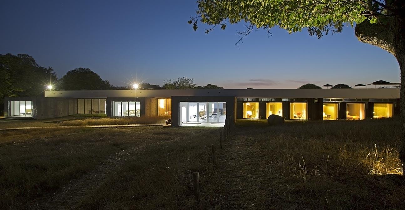 Vista esterna delle camere del resort