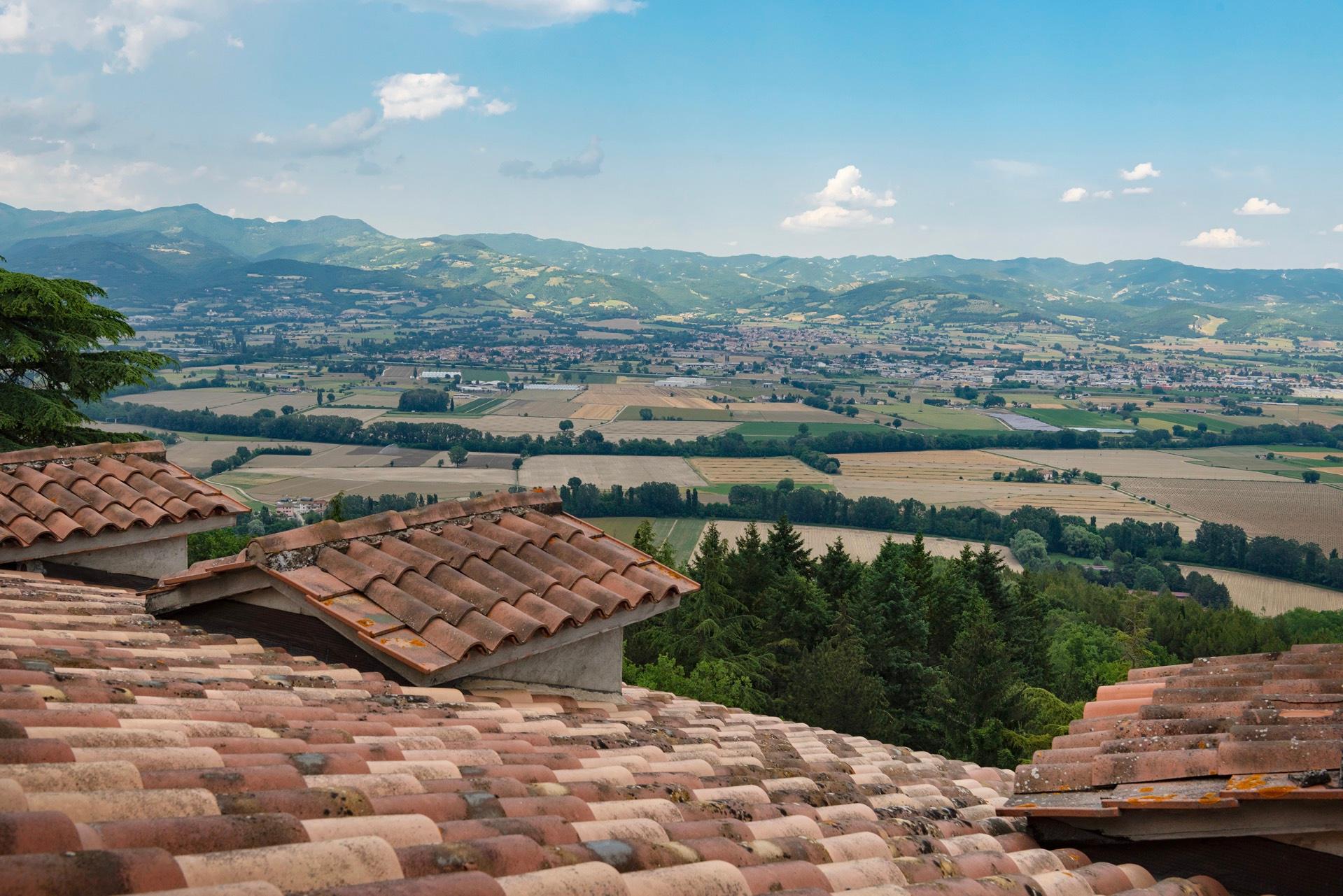 Esterno e vista panoramica della struttura