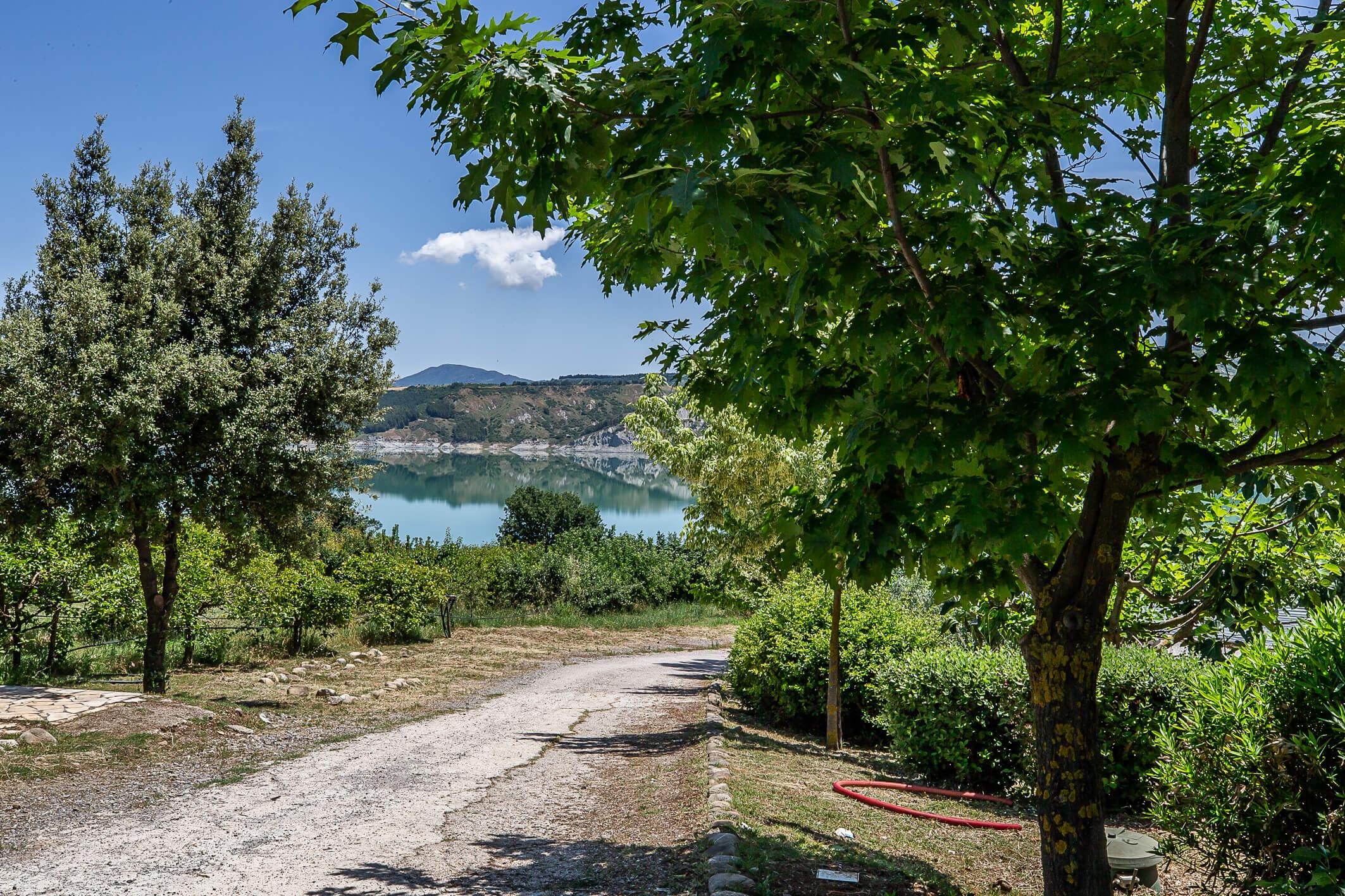 Interno della masseria Casata del Lago