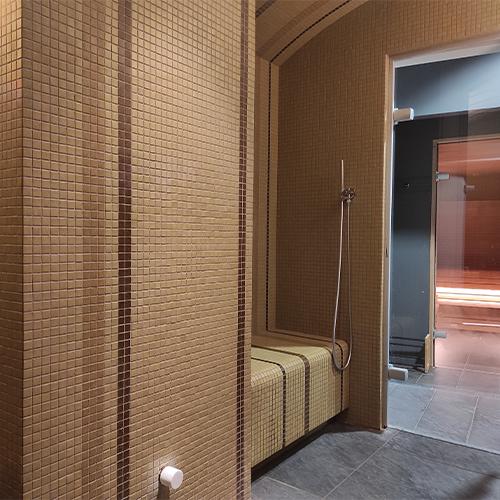 Bagno turco con volta stellata