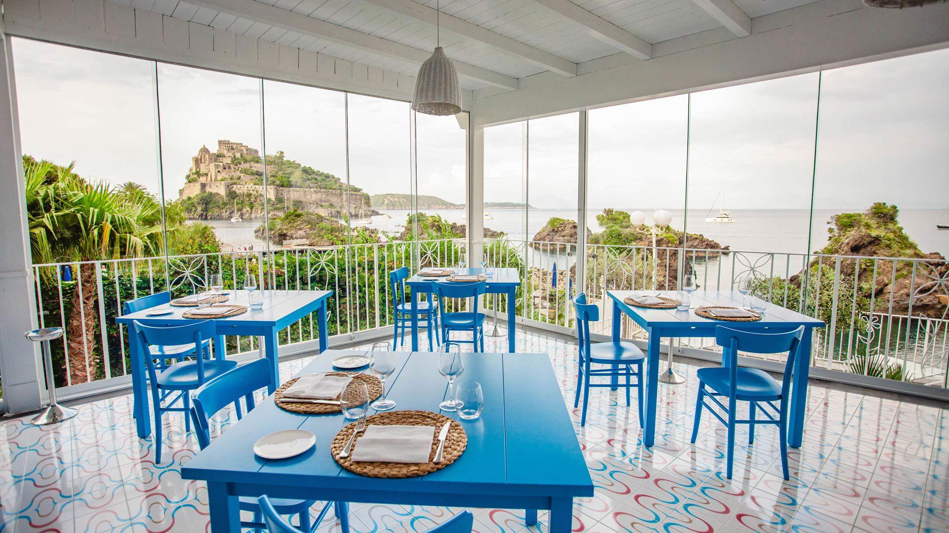 Ristorante La Nassa con vista vetrata