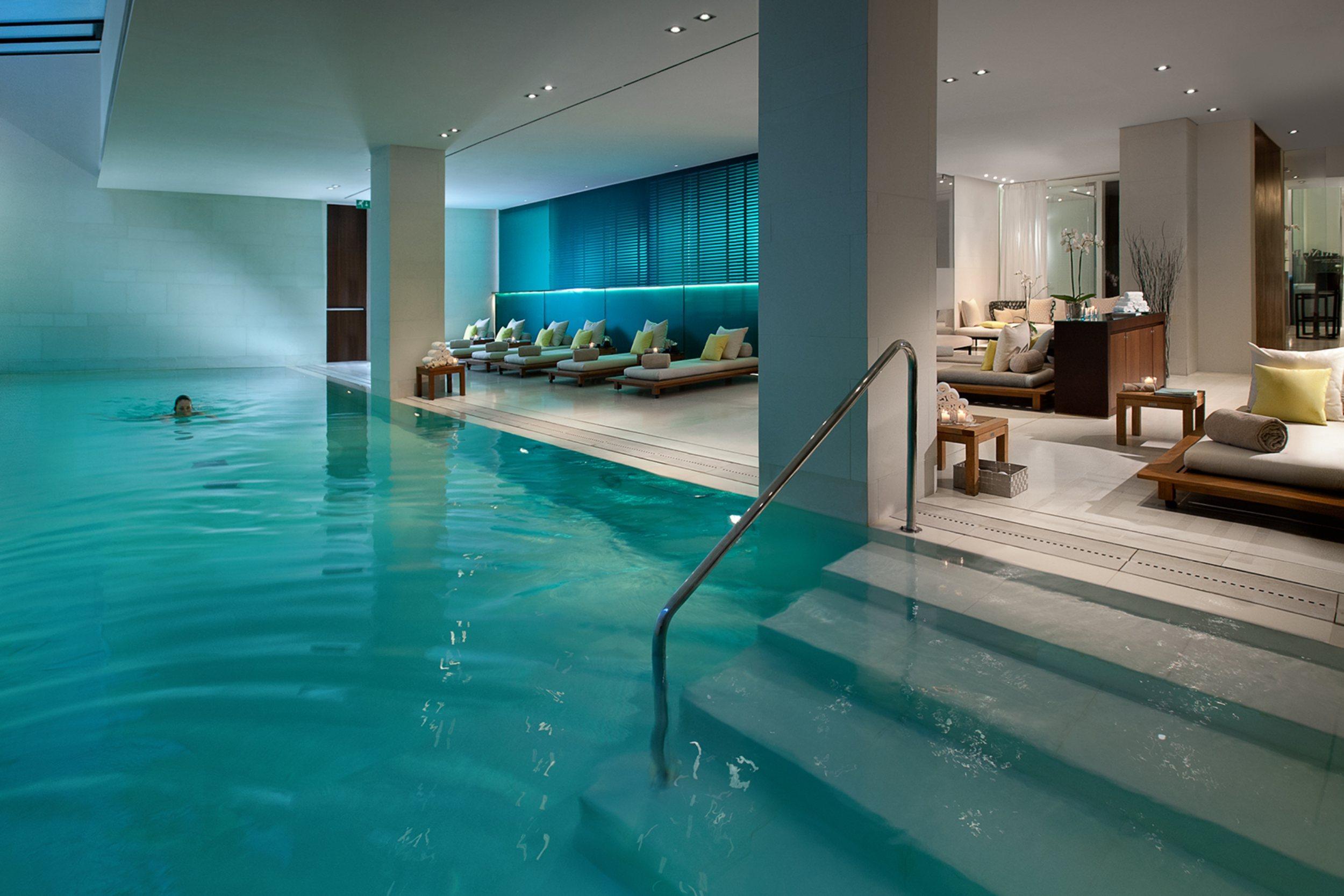 Piscina interna riscaldata Egoista Spa