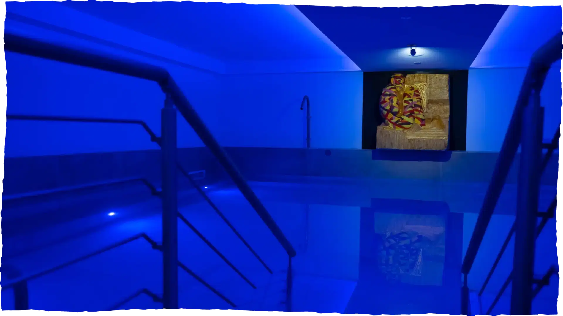 Piscina riscaldata della spa con idromassaggio