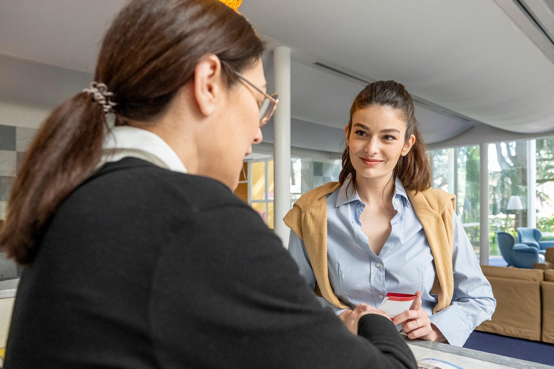 Accoglienza e hall delle Terme di Monticelli