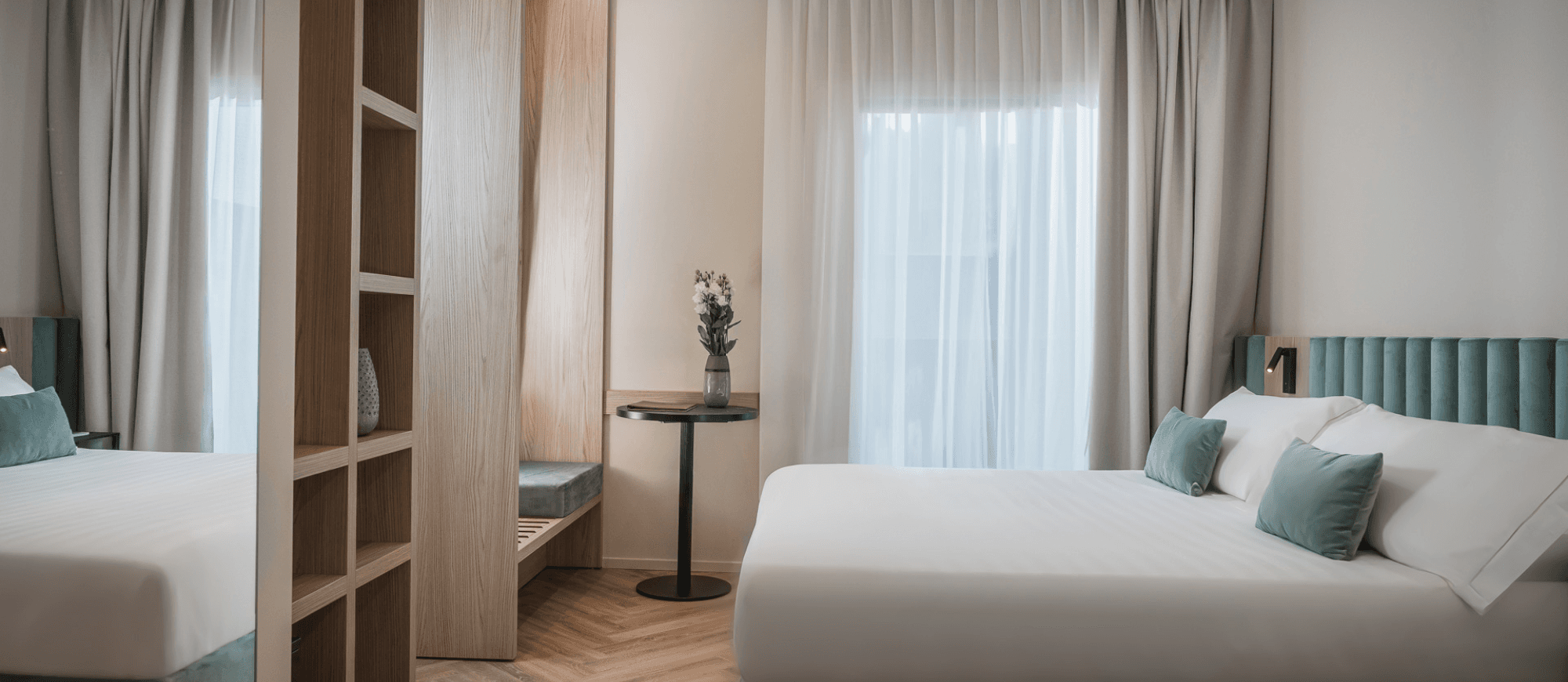 Camera Superior con balcone vista mare