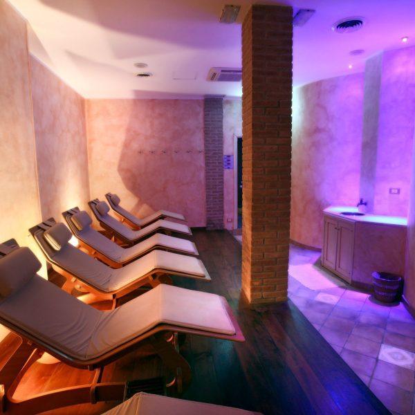 Sala ristorante con cucina toscana