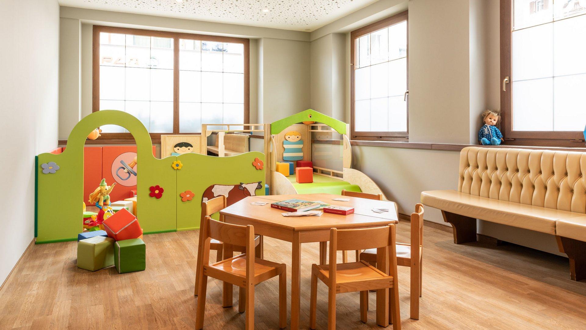 Baby room accogliente e luminosa