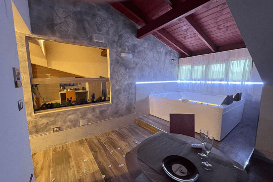 Suite Acqua con jacuzzi biposto
