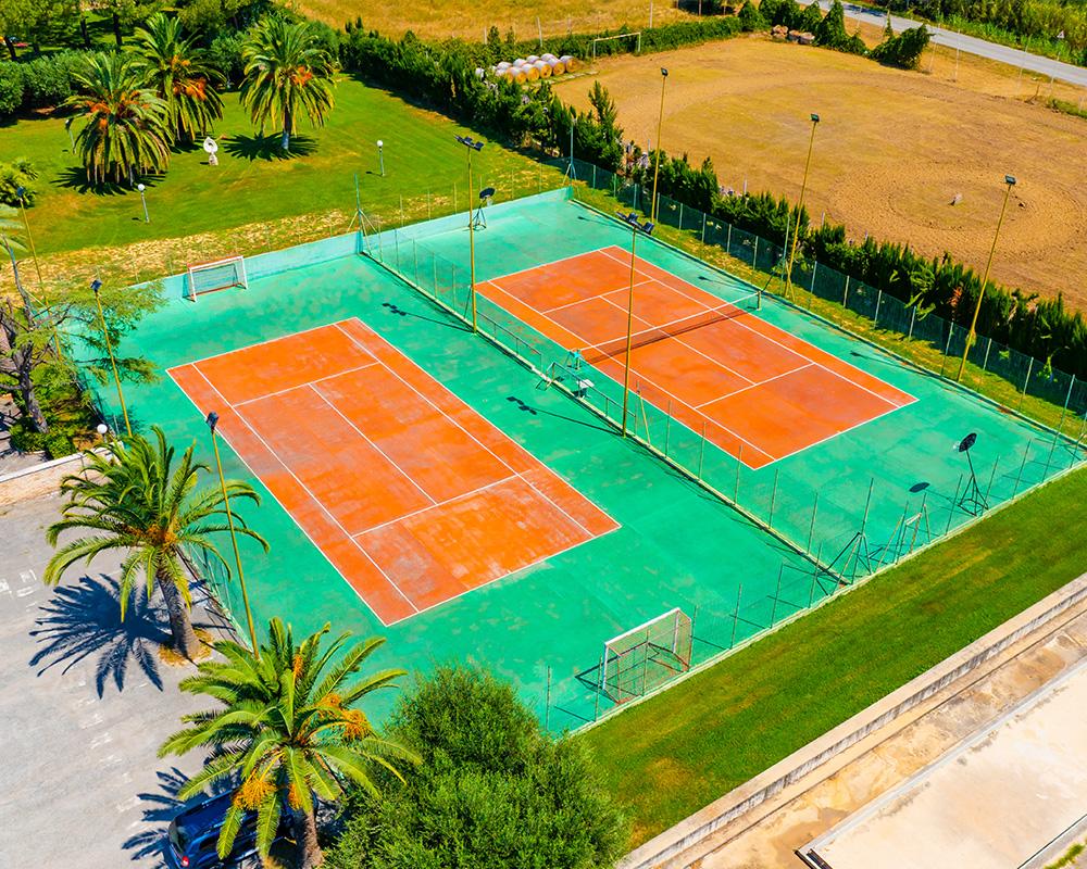 Piscina e impianti sportivi