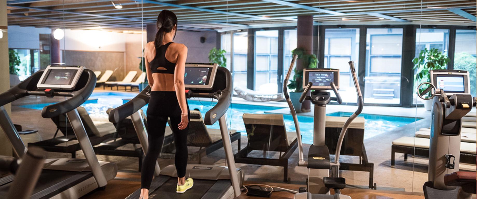 Palestra con macchinari Technogym