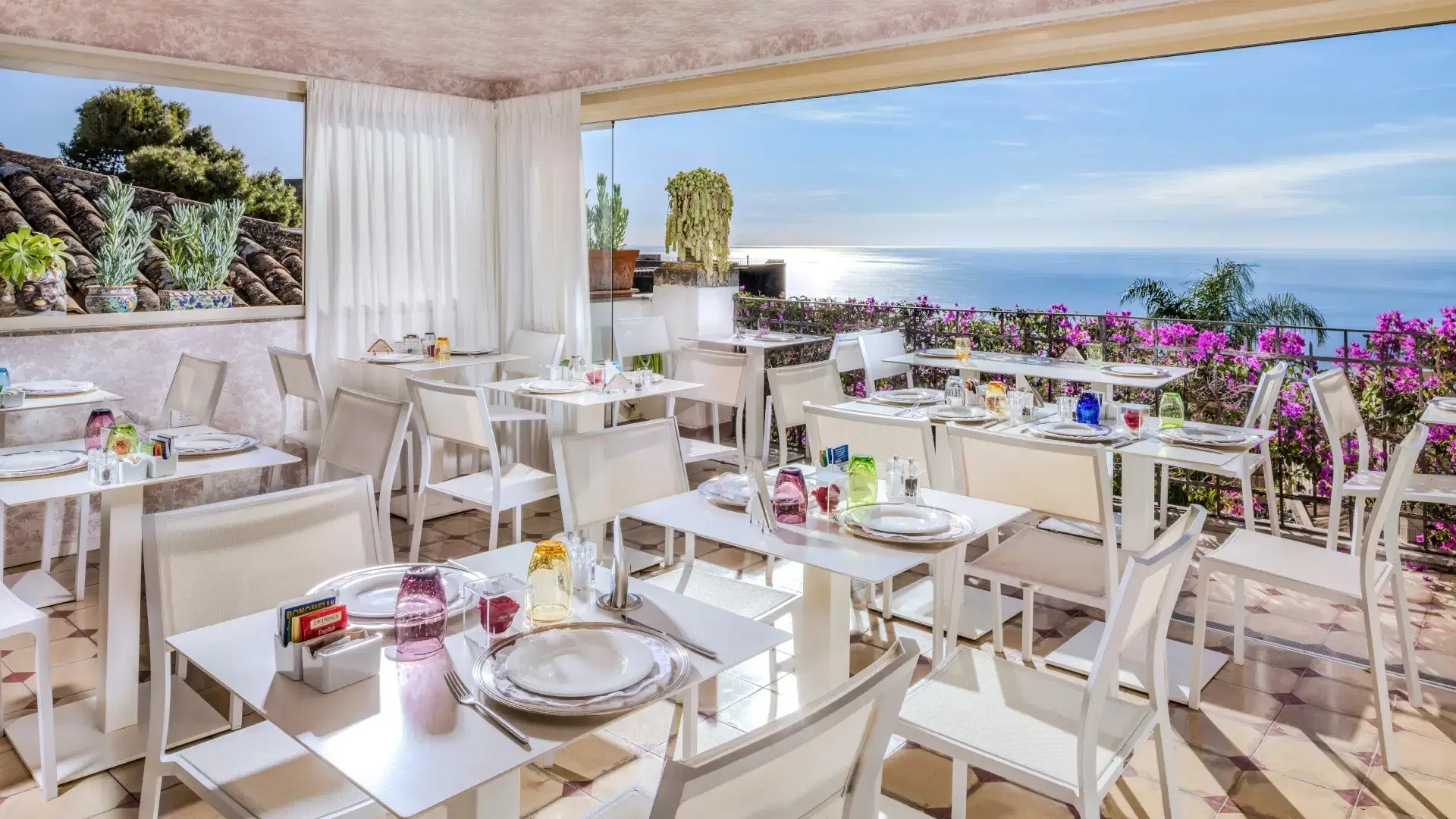 Terrazza panoramica con vista su Taormina