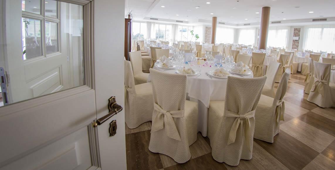 Ristorante interno ed esterno