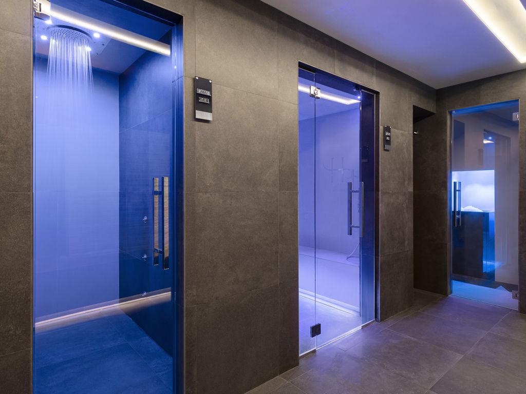 Piscina riscaldata con idromassaggio