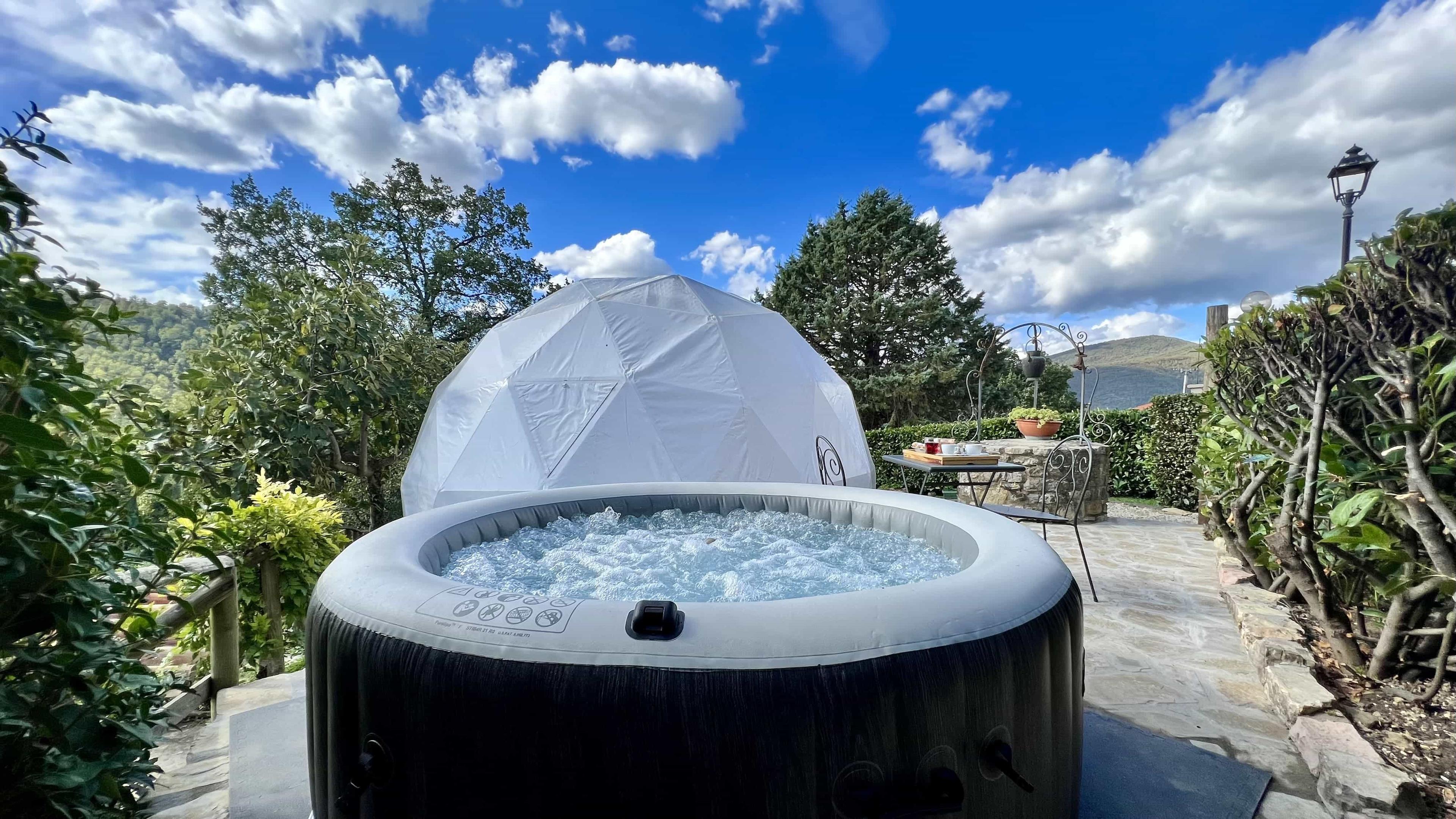 Bubble room con jacuzzi idromassaggio