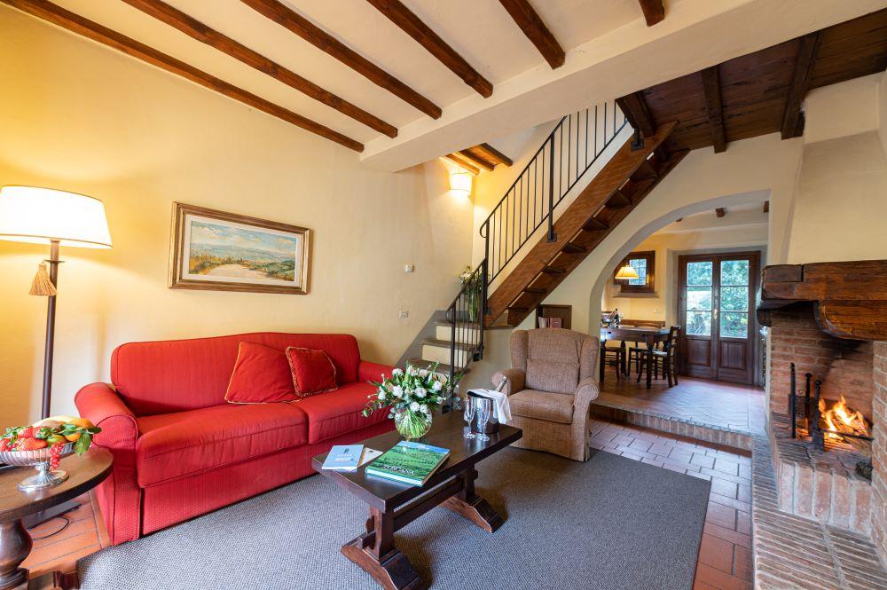 Suite Exclusive con camino e patio privato