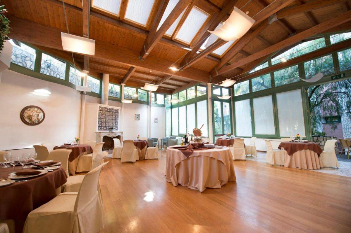 Tavoli ristorante Le Cortine