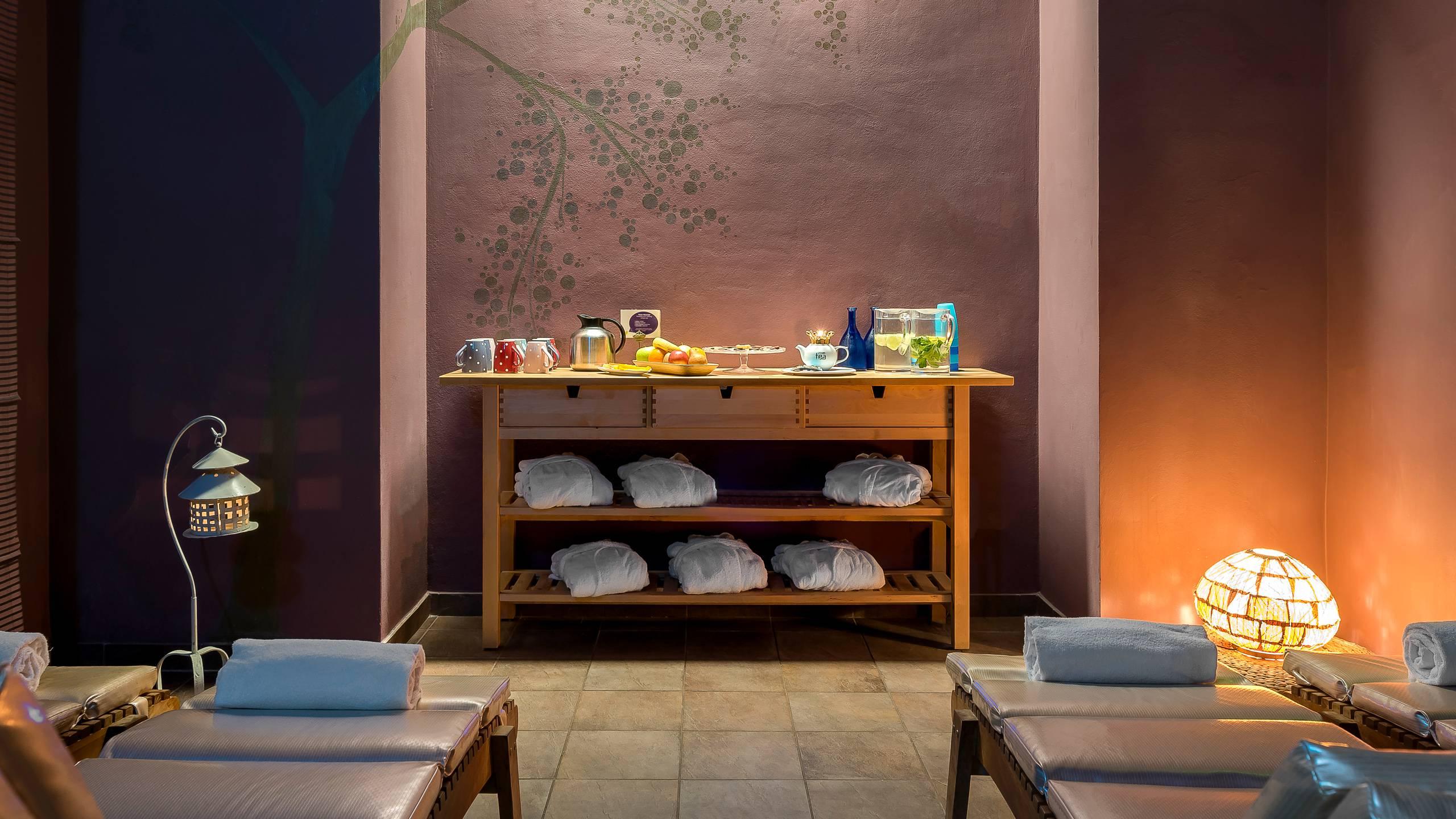 Vasca idromassaggio con cromoterapia e colori