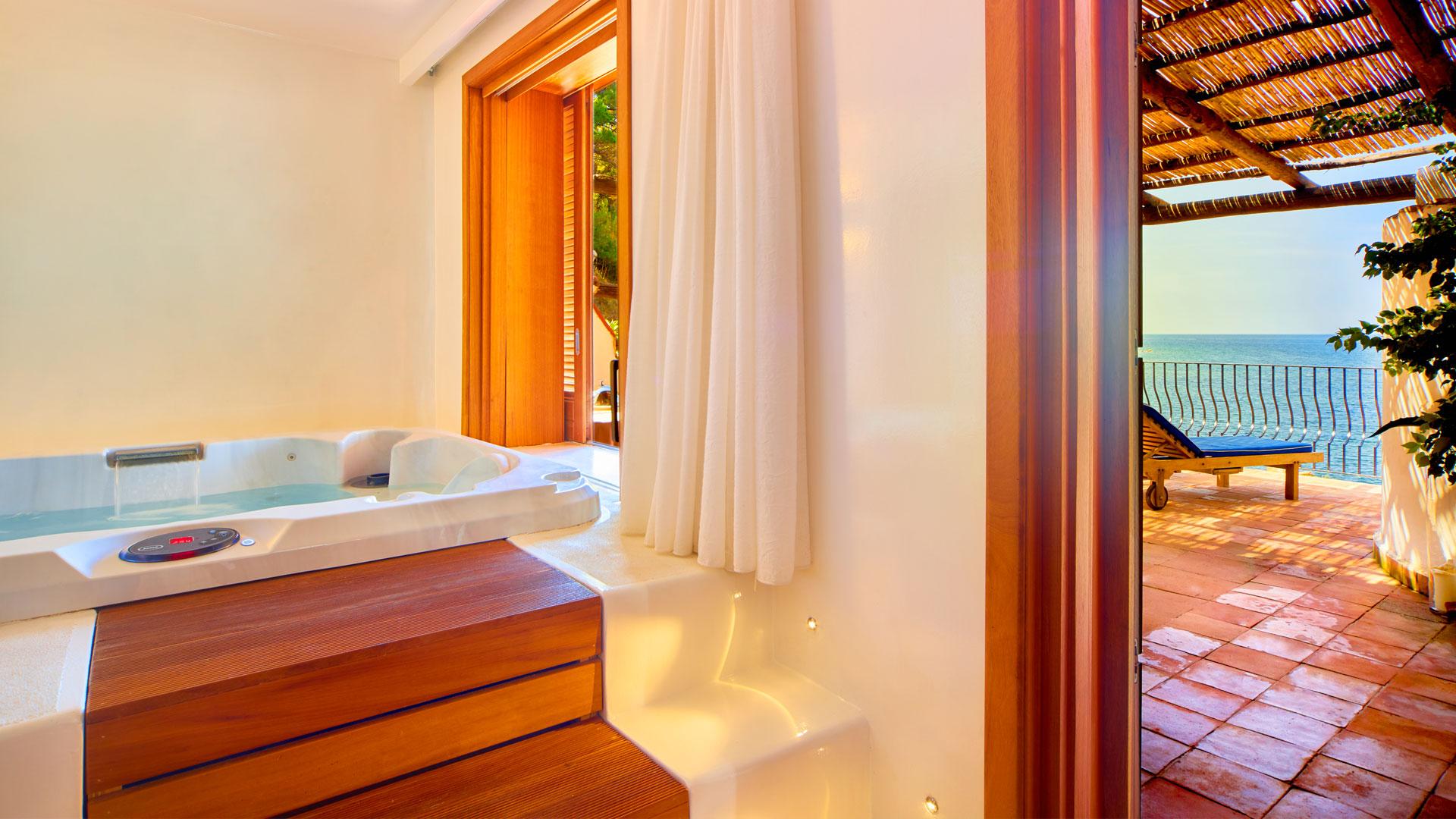 Private SPA Suite con Jacuzzi vista mare