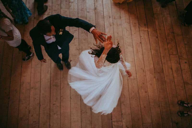 Matrimonio rustico all'aperto