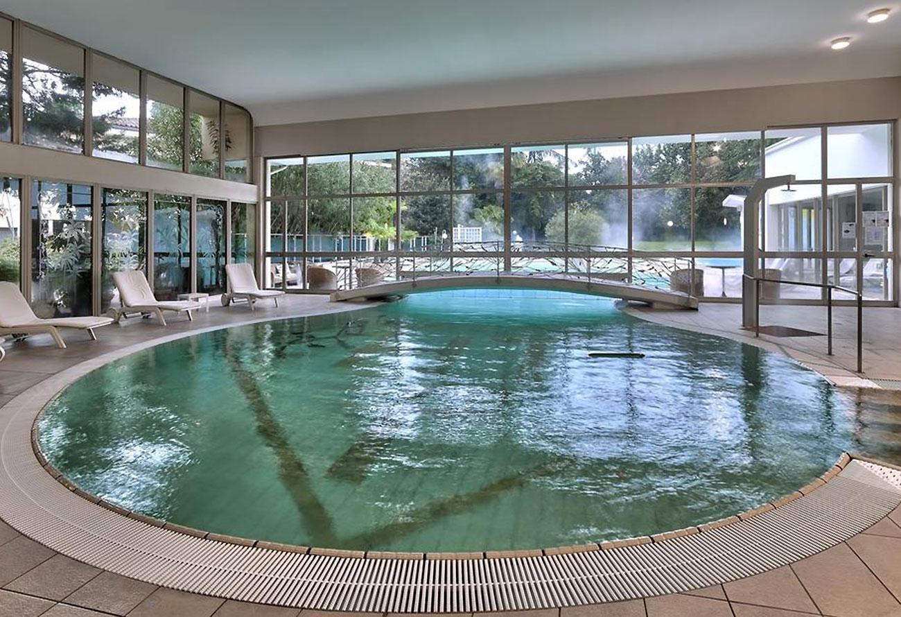 Vasca piscina termale