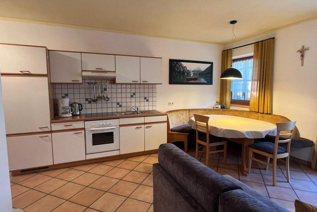 Apartment 1 con balcone