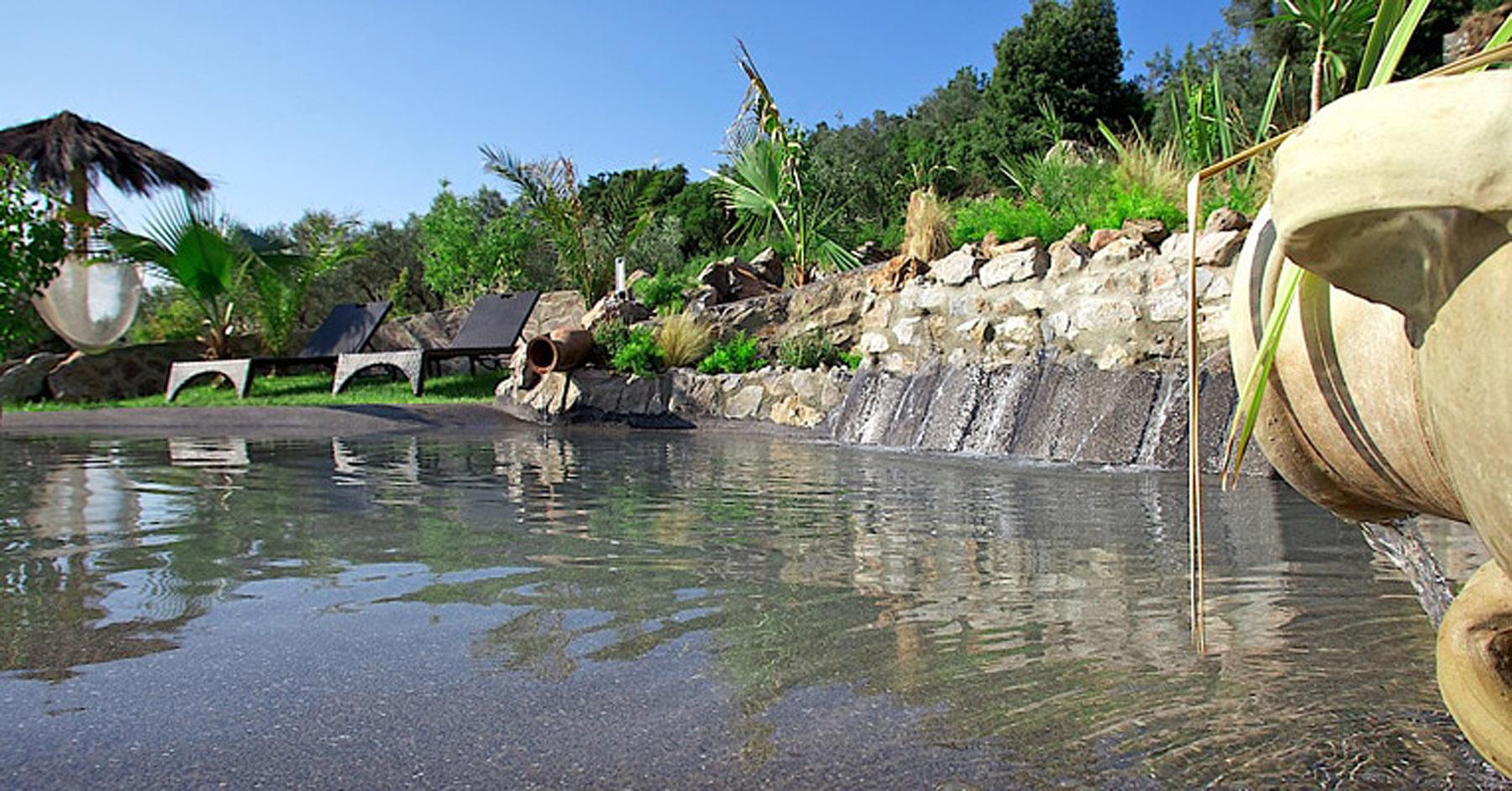 La Sorgente con acqua naturale