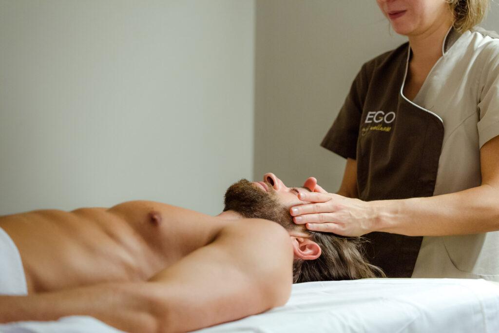 Trattamento di bellezza presso la spa