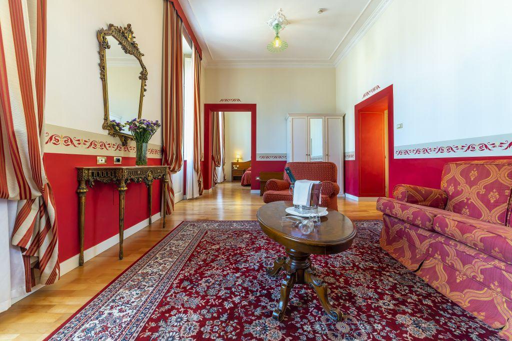 Camera Suite con vasca storica