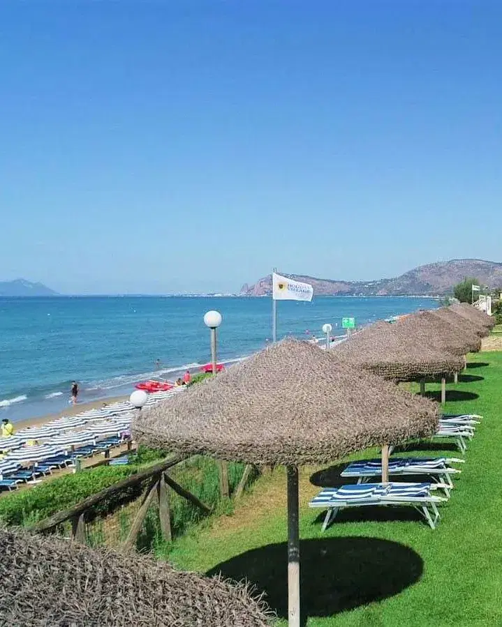 Stabilimento balneare Holiday Village