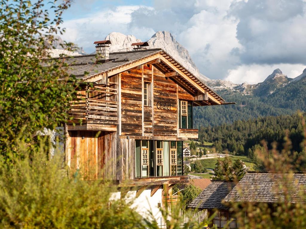 Chalet con vista della valle