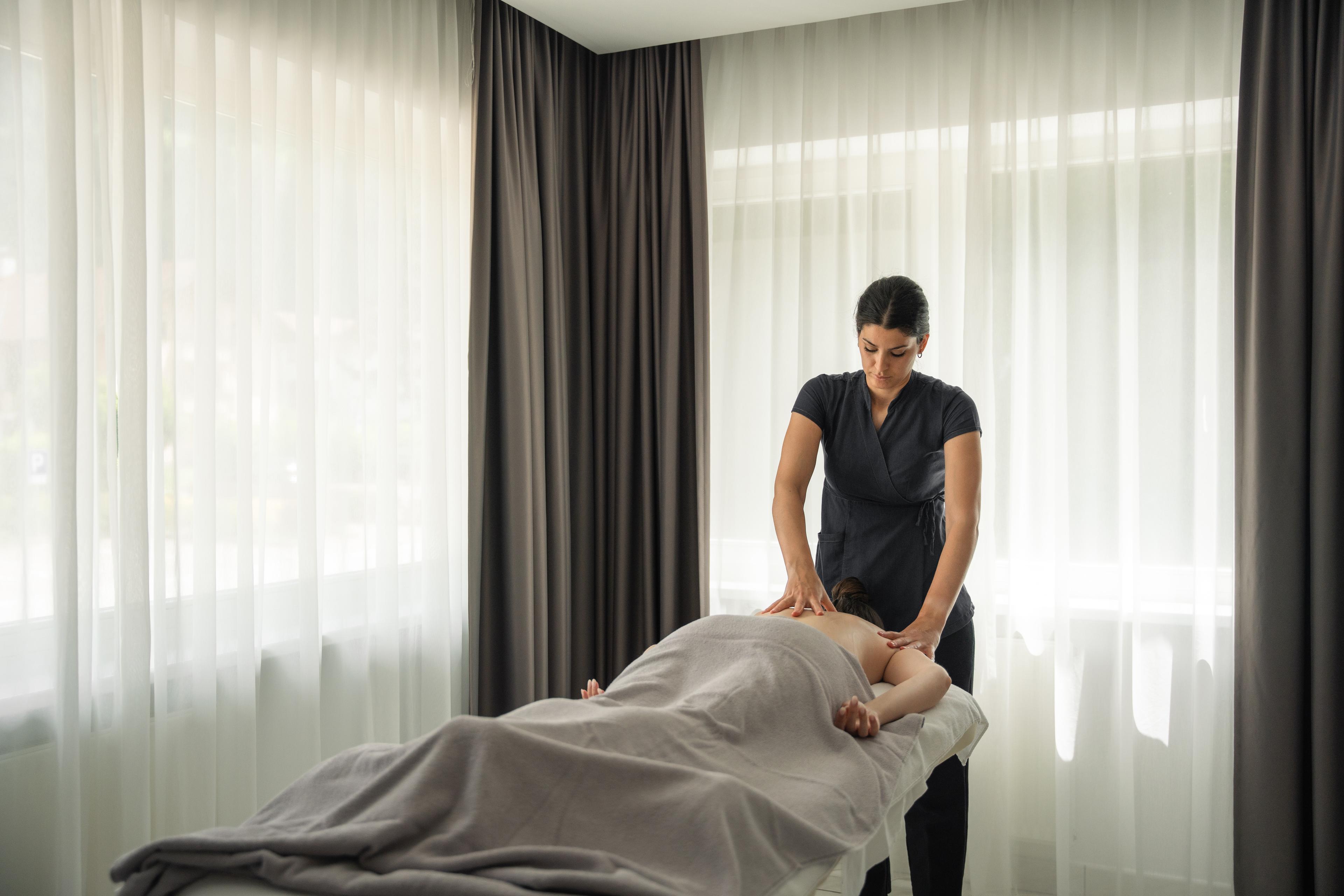 Bella & Serena Spa con massaggi e trattamenti benessere